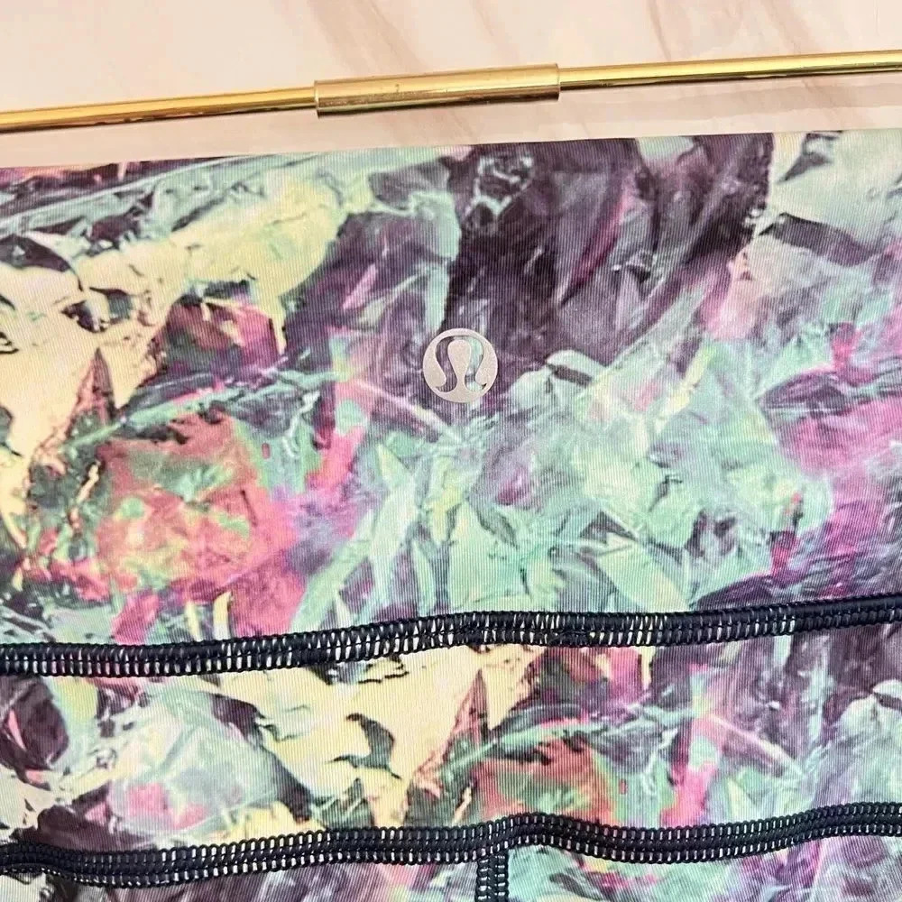 Lululemon Run Top Speed Crop Iridescent Multi Size 6 - Picture 9 of 14